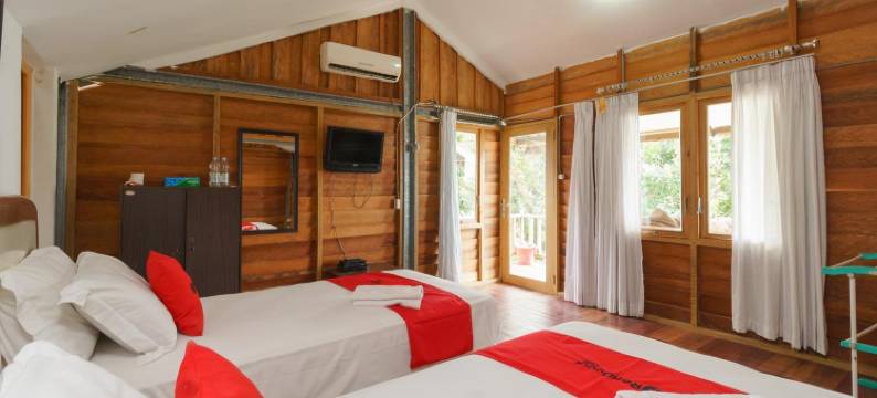 红门酒店@苏穆尔蒂加海滩沙邦亚齐(RedDoorz Syariah @ Sumur Tiga Beach Sabang)图片