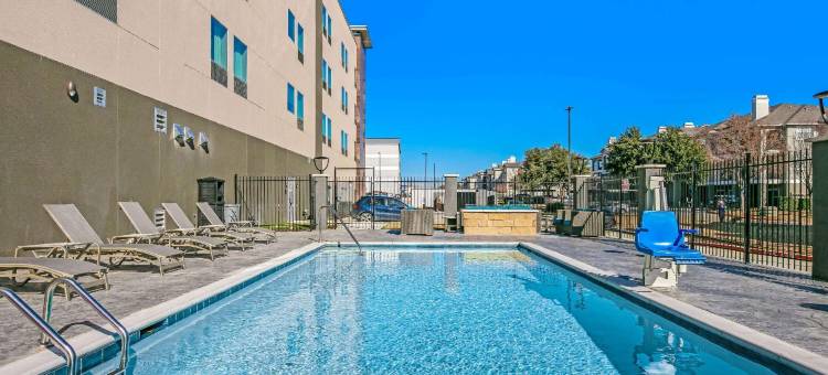 达拉斯沃斯堡机场西-格拉德-帕克斯拉昆塔温德姆套房酒店(La Quinta Inn & Suites by Wyndham DFW West-Glade-Parks)图片