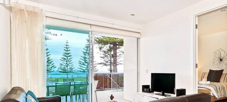 微风海滨公寓酒店(Breeze Beachfront Apartment)图片