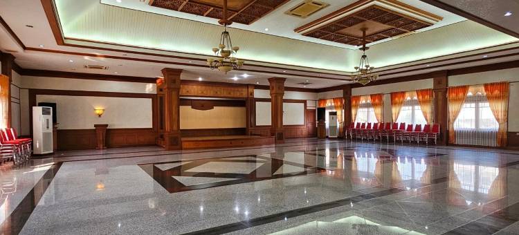格列希克 1 号撒普塔纳瓦度假村(Sapta Nawa Resort 1 Gresik)图片