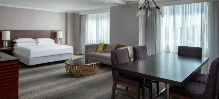 福勒教堂锦绣花园万豪酒店(Falls Church Marriott Fairview Park)图片