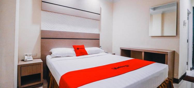 近望加锡城市广场红门旅馆(Reddoorz Plus Near Makassar Town Square)图片