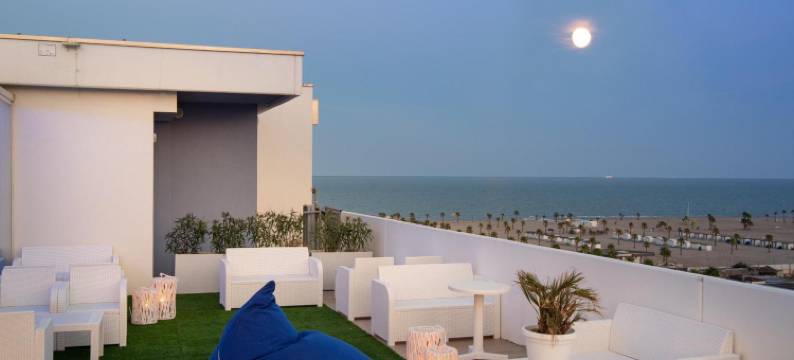 梅迪特拉内奥酒店(Hotel Mediterraneo)图片