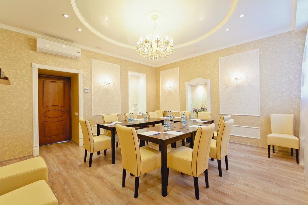 Onegin HotelOver view