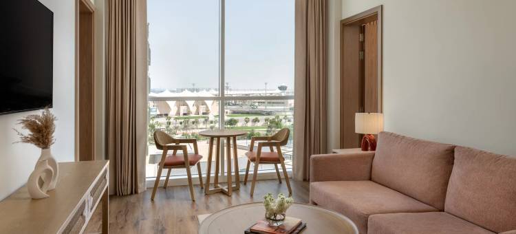 亚斯岛广场洲际环岛酒店(Yas Plaza Circuit by IHG)图片