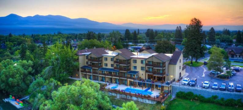 白鱼镇河畔酒店(Whitefish Riverfront Hotel)图片