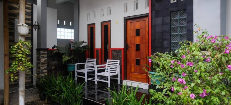 RedDoorz at Jalan Dieng 3图片