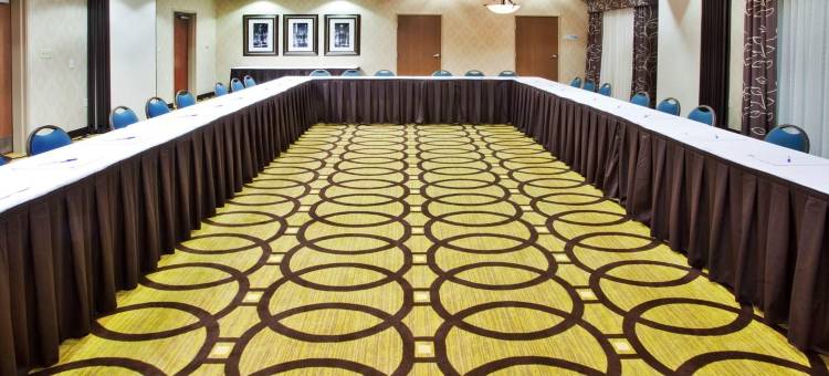 Holiday Inn Express 桃树角 - 诺克罗斯(Holiday Inn Express Peachtree Corners-Norcross)图片