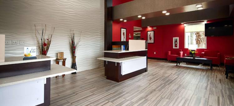 哈尔德维尔贝斯特韦斯特优质套房酒店(Best Western Plus Hardeeville Inn  Suites)图片