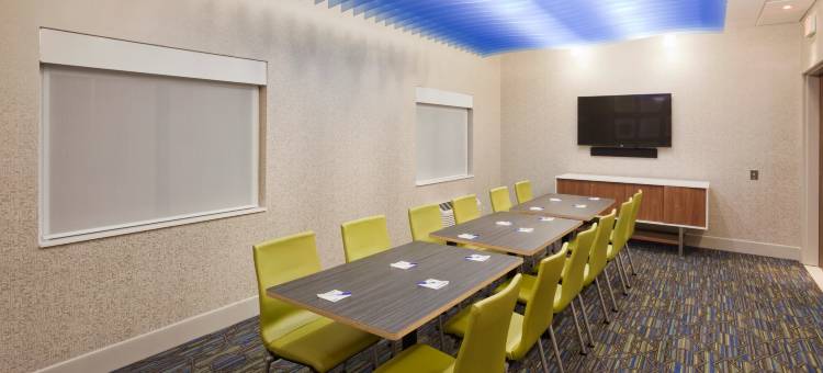 Holiday Inn Express 罗斯维尔 - 圣。保罗(Holiday Inn Express Roseville-ST. Paul)图片