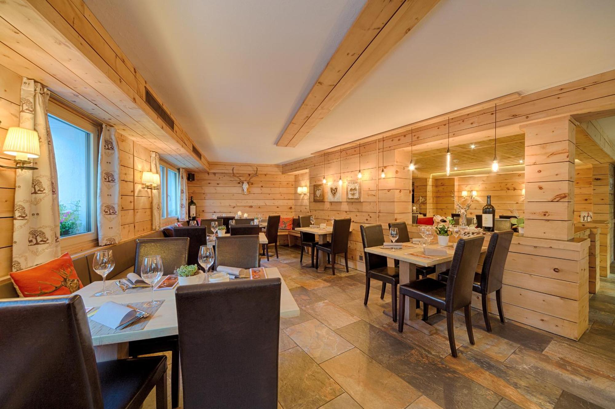 Hotel CervoOver view