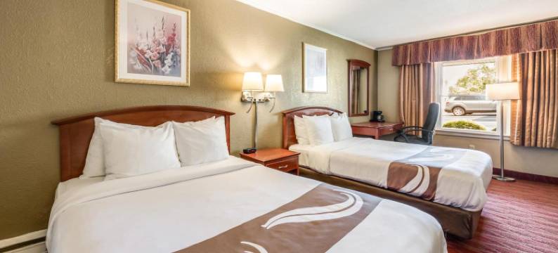 波基普西罗德威酒店(Rodeway Inn Poughkeepsie)图片