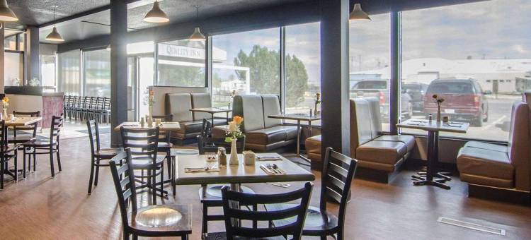 怀特考特温德姆华美达酒店(Ramada by Wyndham Whitecourt)图片