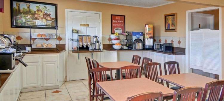 得克萨斯迪凯特温德姆速 8 酒店(Super 8 by Wyndham Decatur Texas)图片