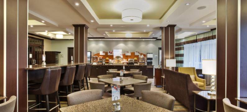 金斯顿智选假日套房酒店(Holiday Inn Express & Suites KINGSTON CENTRAL by IHG)图片