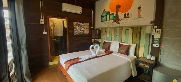 伴萨瓦迪酒店(Poonsawasdi Hotel)图片