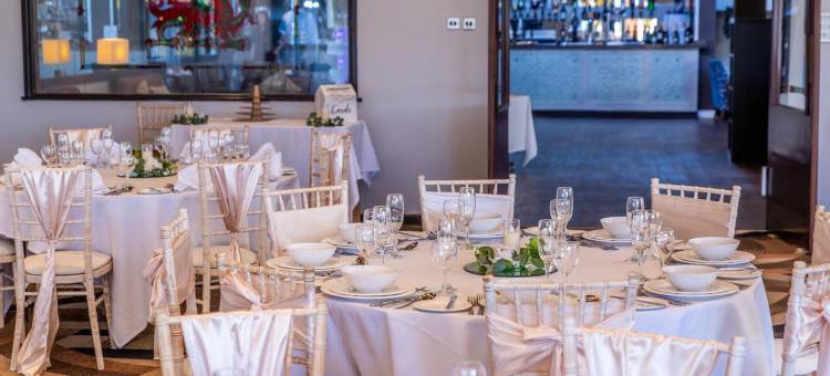 伯内特阿姆斯贝斯特韦斯特酒店(Best Western Aberavon Beach Hotel)图片