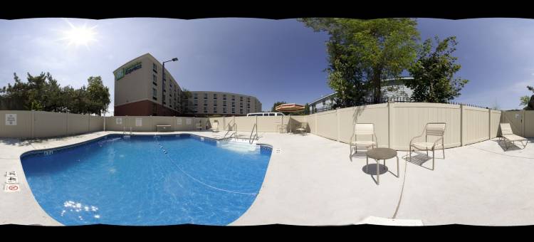 Holiday Inn Express 索格斯(洛根机场)(Holiday Inn Express Boston - Saugus)图片