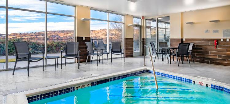 克拉马斯福尔斯万豪万枫套房酒店(Fairfield Inn & Suites Klamath Falls)图片