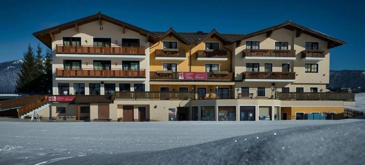 盖斯特豪斯 - 兰德特奥斯特恩酒店(Gasthaus-Landhotel Traunstein)图片