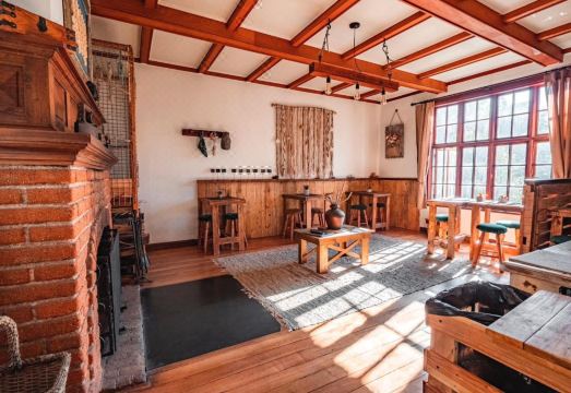 Rustika Bed and Breakfast Hotel Overview