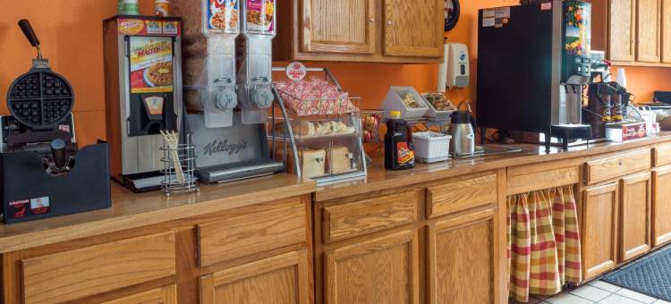 奥马哈东北速8酒店(Super 8 by Wyndham Omaha NE)图片