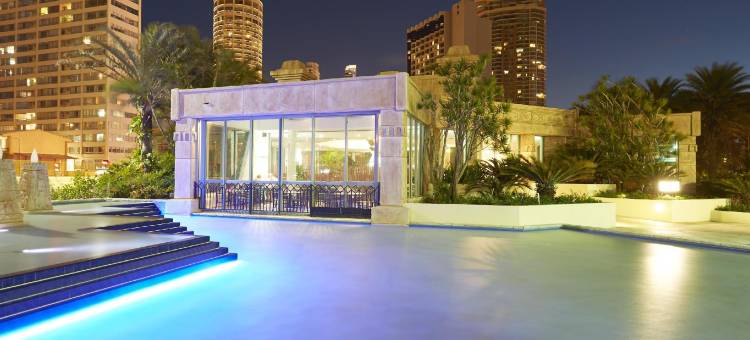 太阳城冲浪者天堂曼特拉酒店(Mantra Sun City)图片