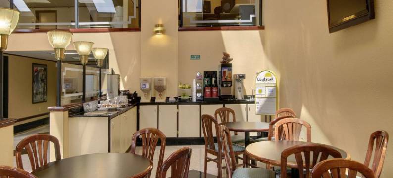 希尔斯堡戴斯酒店(Days Inn by Wyndham Hillsborough)图片