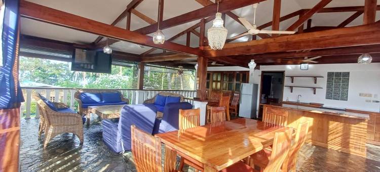 彩虹湾海滩&潜水度假村(Rainbow Bay Beach & Dive Resort)图片