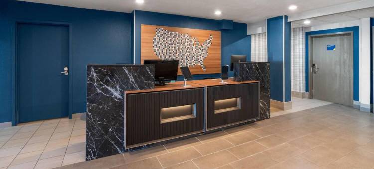 丹佛机场麦客达温德姆套房酒店(Microtel Inn & Suites by Wyndham Denver Airport)图片