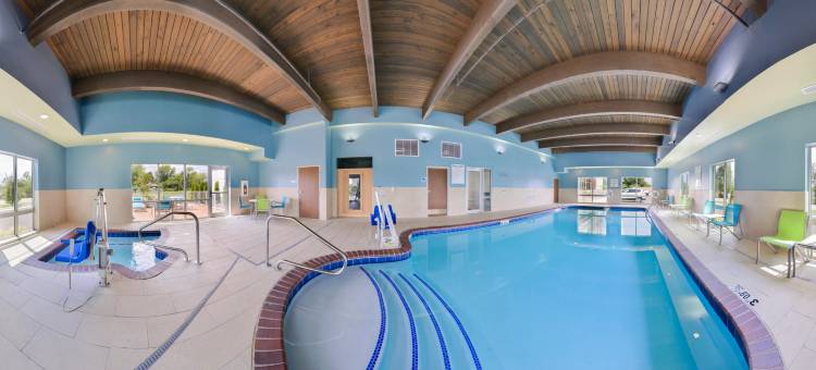西罗亚斯普林斯智选假日套房酒店(Holiday Inn Express & Suites Siloam Springs)图片