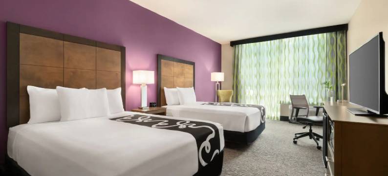 伯灵顿拉昆塔温德姆套房酒店(La Quinta Inn & Suites by Wyndham Burlington)图片