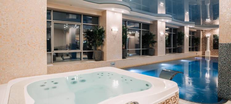 环形高级酒店(Ring Premier Hotel)图片