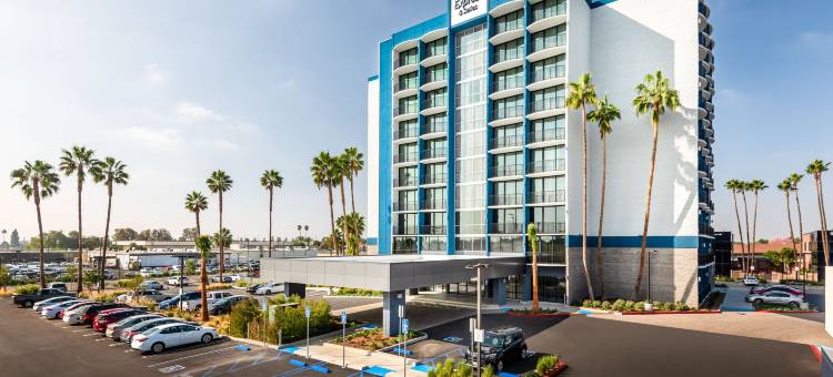 圣塔安娜-橙县智选假日套房酒店(Holiday Inn Express & Suites Santa Ana - Orange County)图片