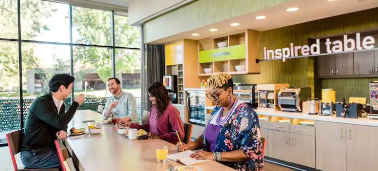 Home2 Suites by Hilton Memphis Downtown图片