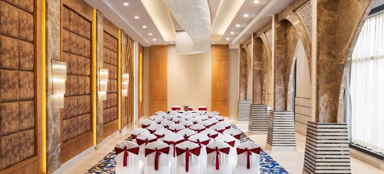 菠罗奈斯卡特萨尔温德姆华美达酒店(Ramada by Wyndham Varanasi Katesar)图片