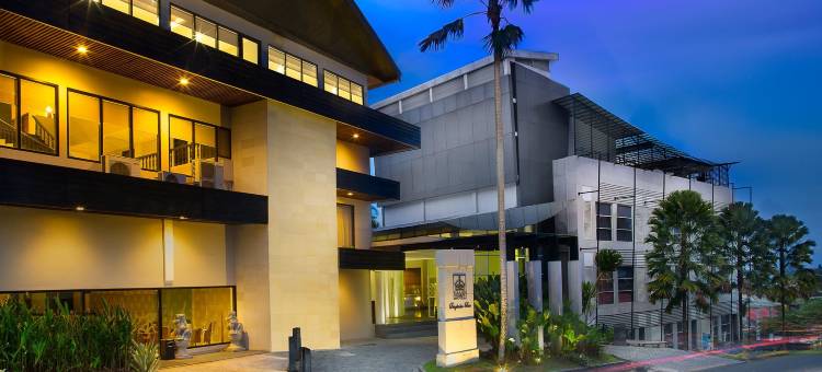 紫水晶大酒店(Grand Kecubung Hotel)图片