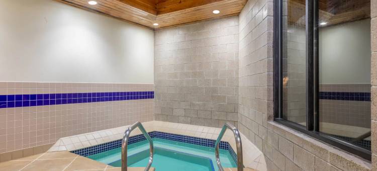 伊根明尼苏达戴斯酒店-近美国购物中心(Days Inn by Wyndham Eagan Minnesota Near Mall of America)图片