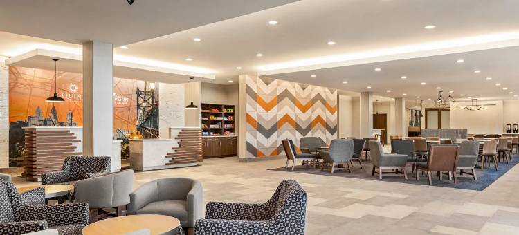 芒特劳雷尔/穆尔斯敦拉昆塔温德姆酒店(La Quinta Inn & Suites by Wyndham Mount Laurel / Moorestown)图片