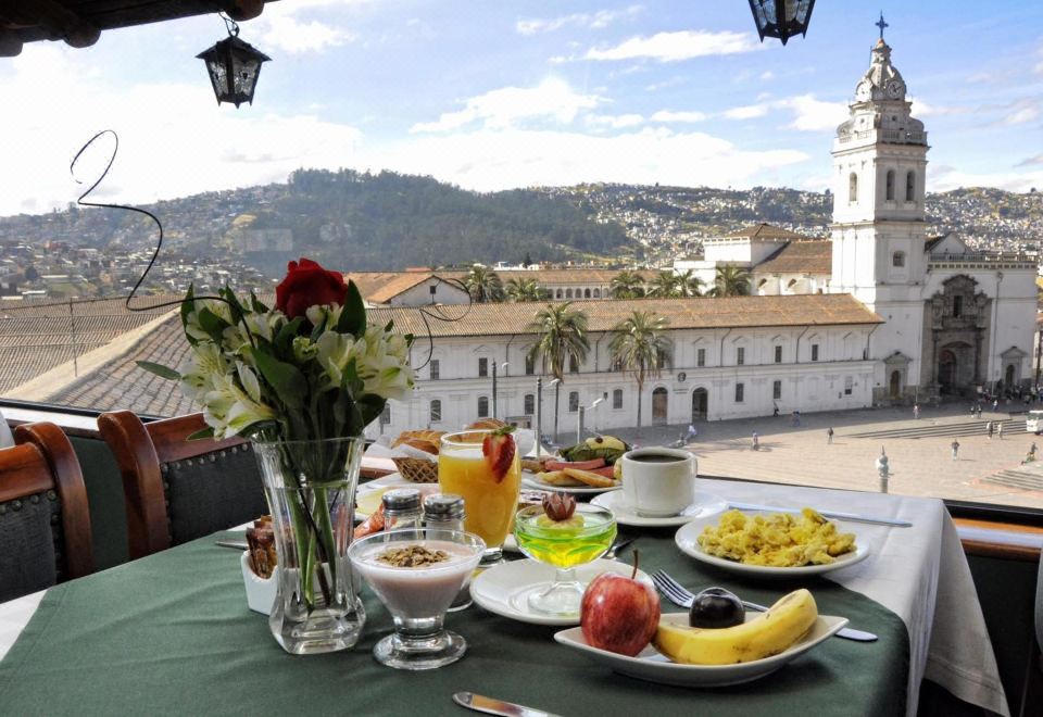 Real AudienciaHotel Overview