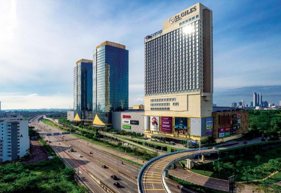 Palazio Serviced Apartments by JK Home Hotel Overview