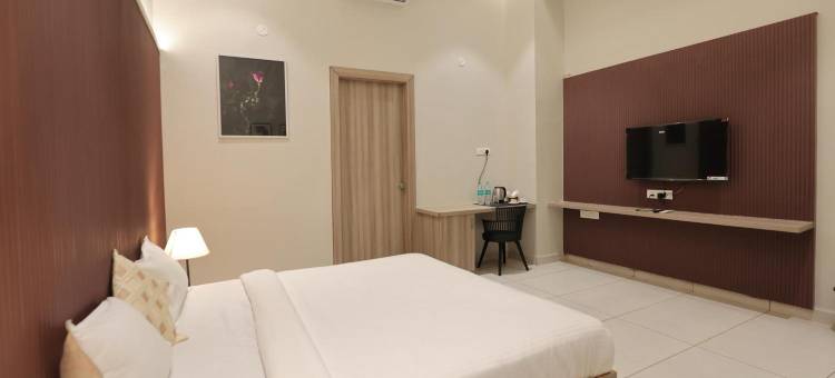 瓦伊什纳夫酒店(Vaishnav Hotel)图片