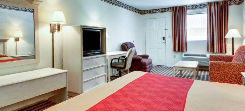 伊克诺旅馆珀尔 - 杰克逊(Econo Lodge Pearl - Jackson)图片