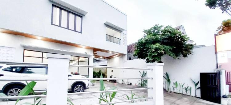 RedDoorz Plus Syariah at Umyas Hotel Near Terminal Anjuk Ladang Nganjuk图片