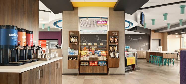 密尔沃基布鲁克菲尔德希尔顿Tru酒店(Tru by Hilton Milwaukee Brookfield)图片