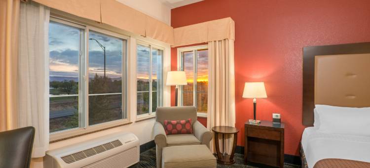 机场假日套房酒店(Holiday Inn & Suites Grand Junction-Airport)图片
