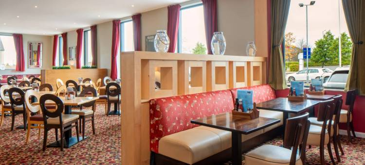 Holiday Inn Express 安特里姆 - M2，JCT.1(Holiday Inn Express Antrim - M2, Jct.1)图片