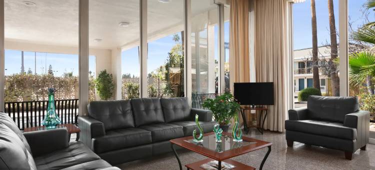 贝克斯菲尔德Travelodge by Wyndham(Travelodge Bakersfield)(Travelodge by Wyndham Bakersfield)图片