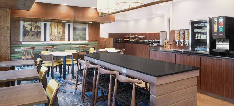 亨茨维尔万豪万枫酒店(Fairfield Inn Huntsville)图片