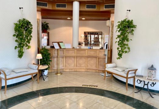 Park Hotel Imperatore Adriano Hotel Overview